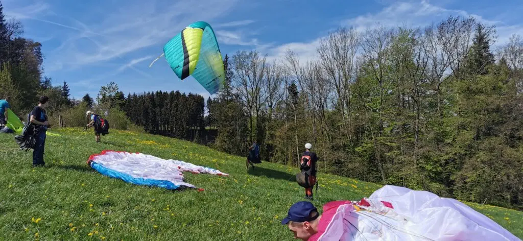 Schnuppertag Schnuppertag Start mit dem Gleitschirm